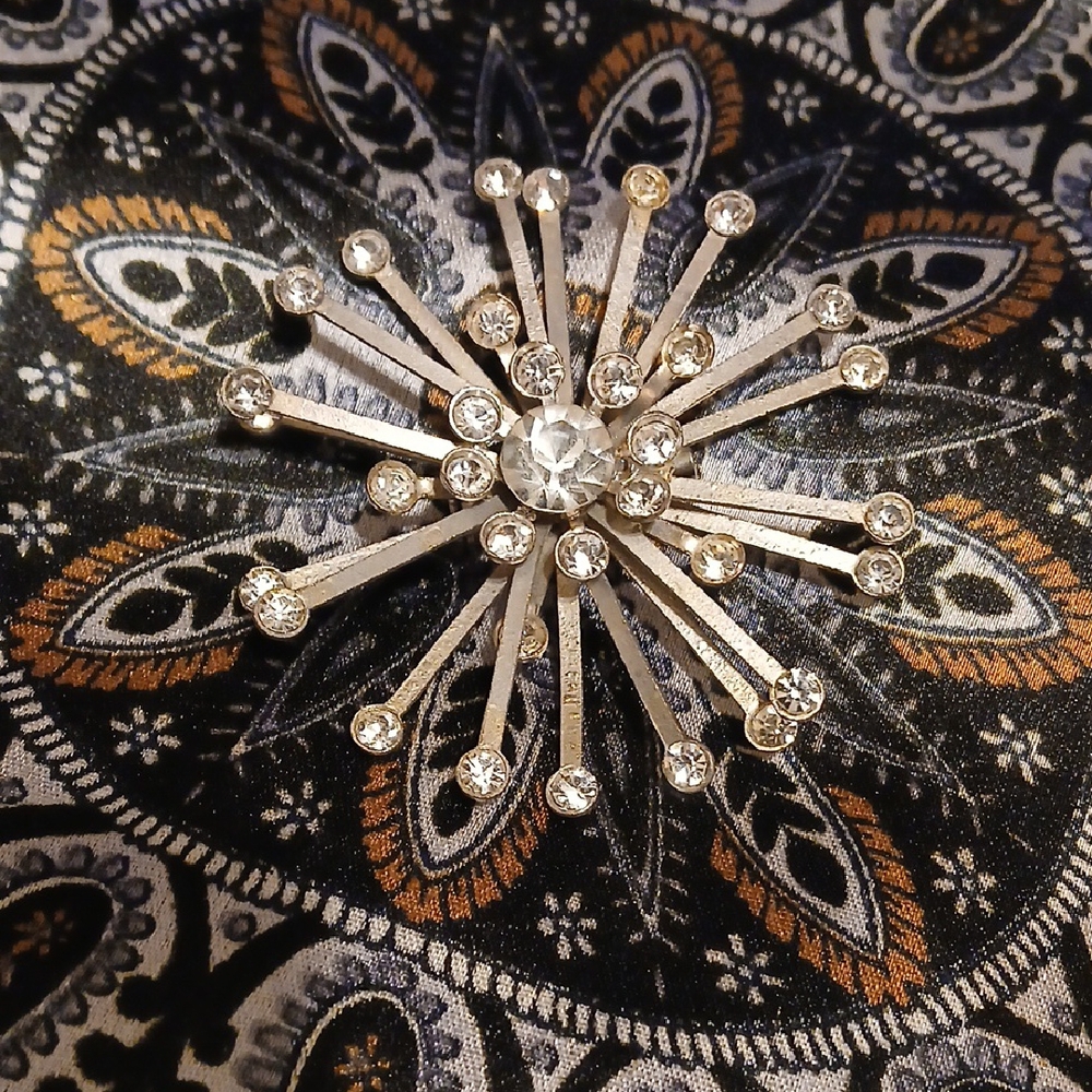 Atomic Starburst Brooche